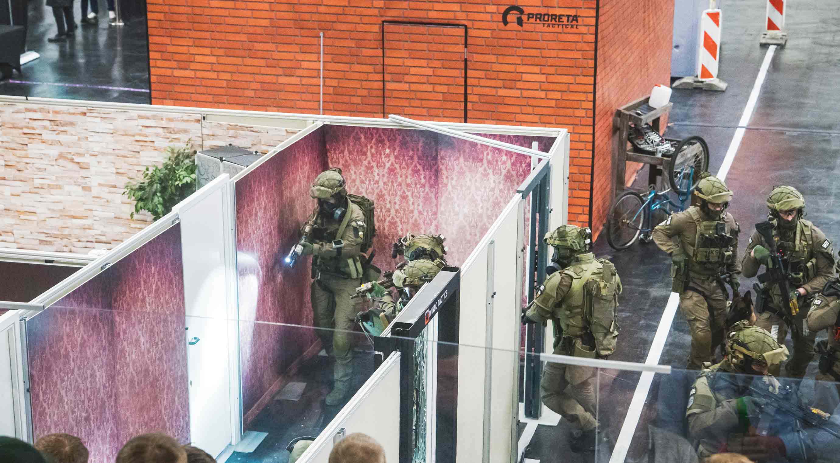 Live demonstration at the Enforce Tac Village